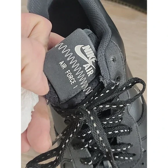 Nike Air Force 1 Low‎ Grey Swoosh SIZE 8 Mens - Picture 16 of 16